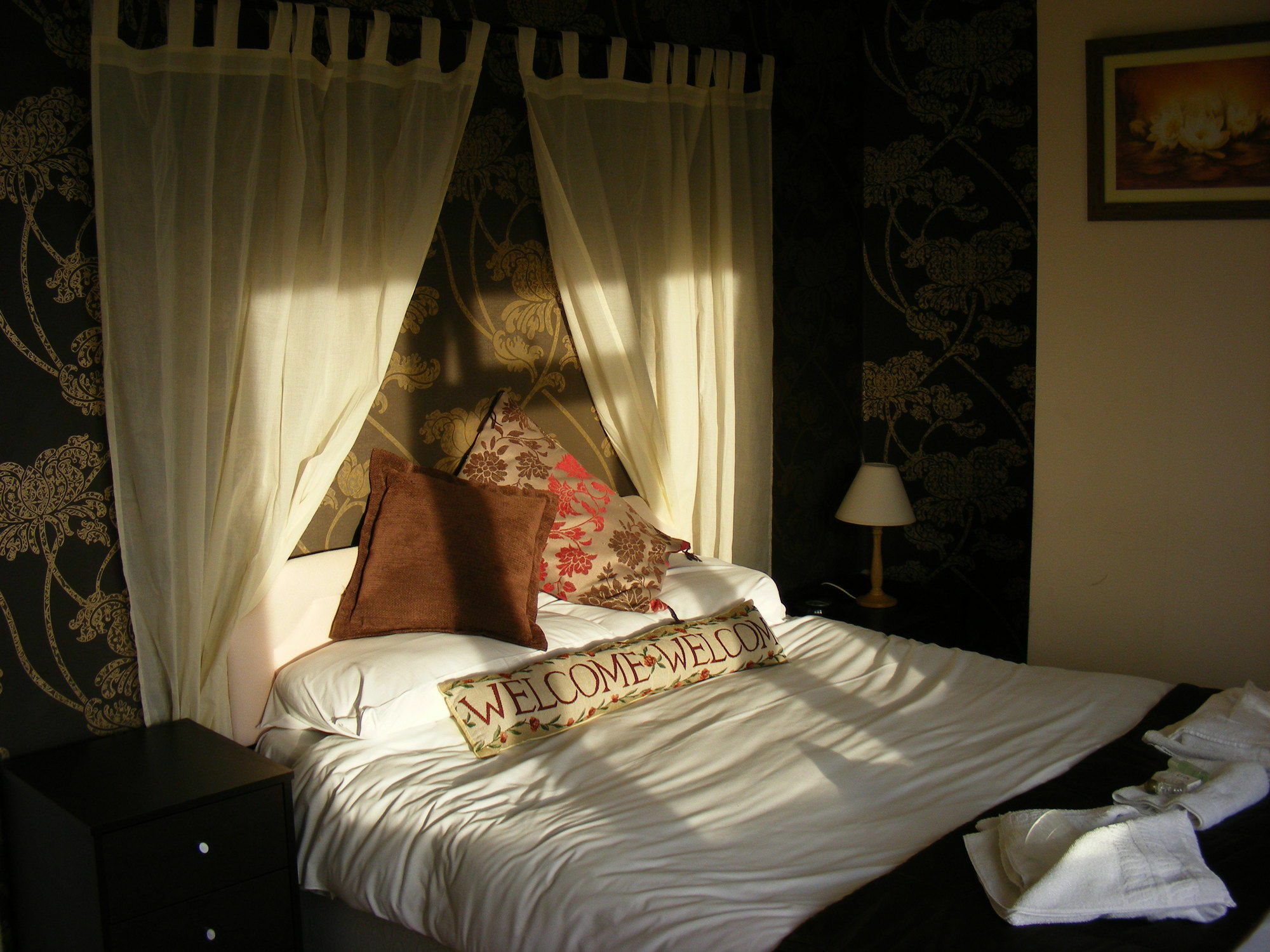 Sandown Manor Екстериор снимка