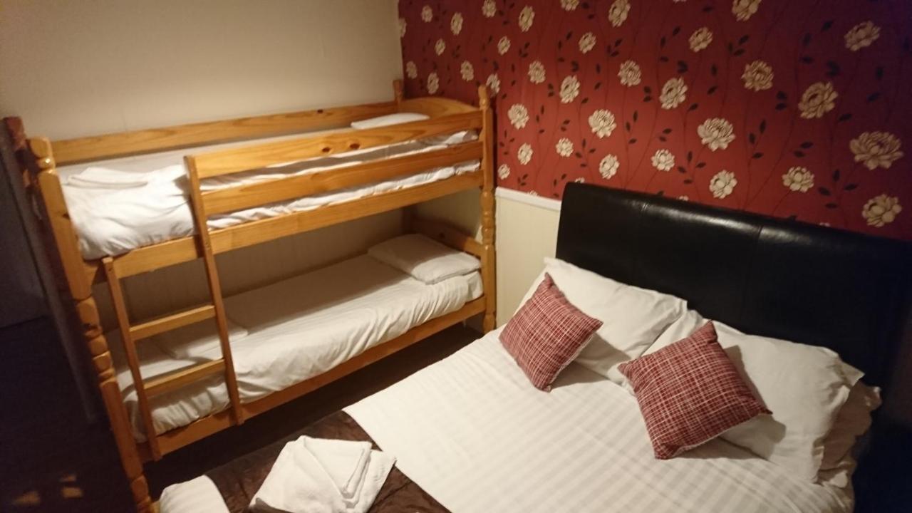 Sandown Manor Екстериор снимка