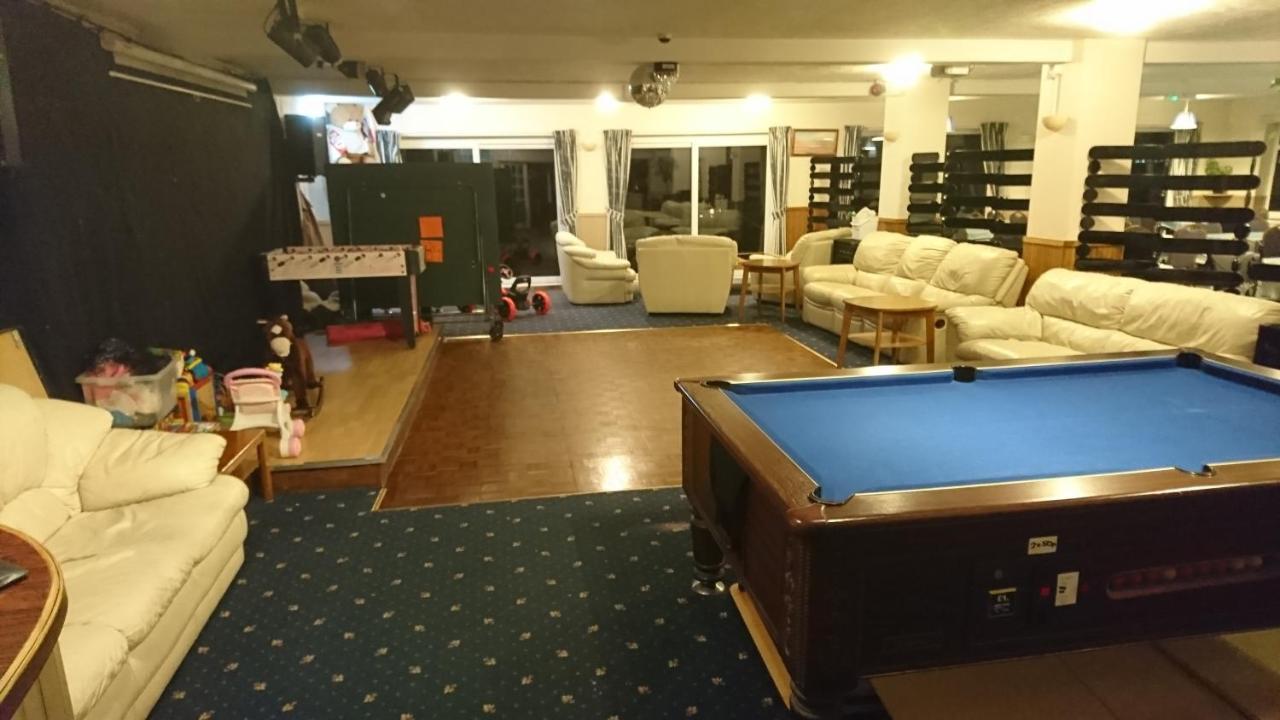 Sandown Manor Екстериор снимка
